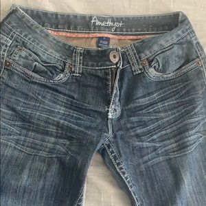 Amethyst size 7 jeans never worn